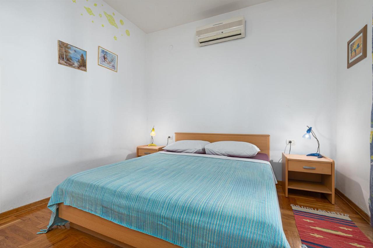 House Laura 200M From The Beach And The Center Apartment Porec Exterior photo